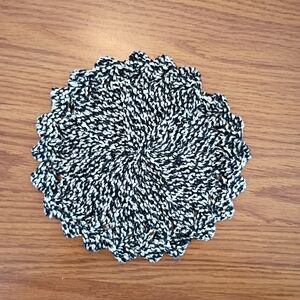 Set Of 2 Black and White Knitted Round Dishcloths